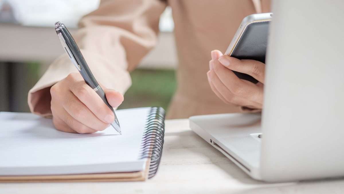 You are currently viewing 5 Tips for Connecting With Journalists Online