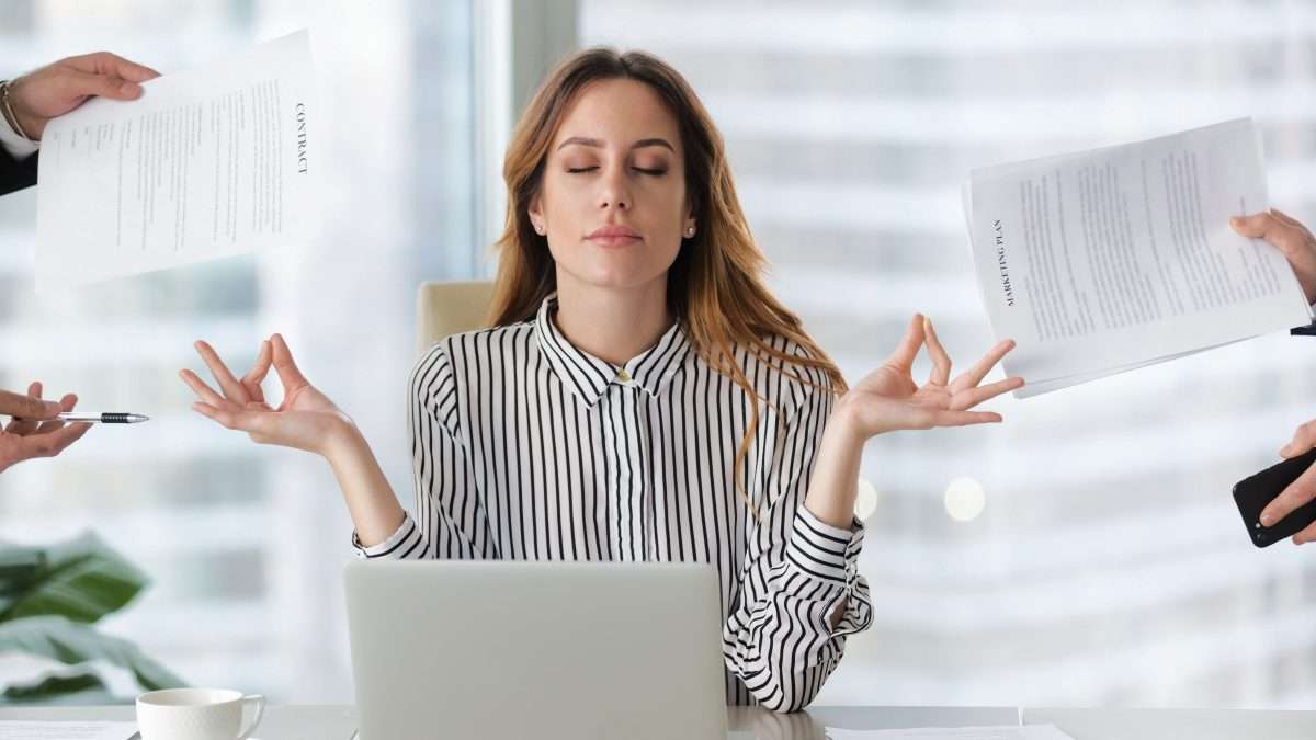 Read more about the article How To Manage Personal Stress During a Company Crisis